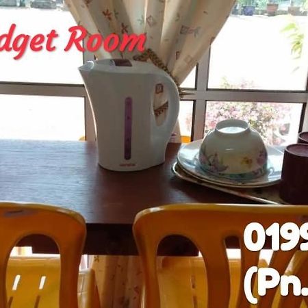 Arina'S Homestay Kampung Kuala Besut Buitenkant foto